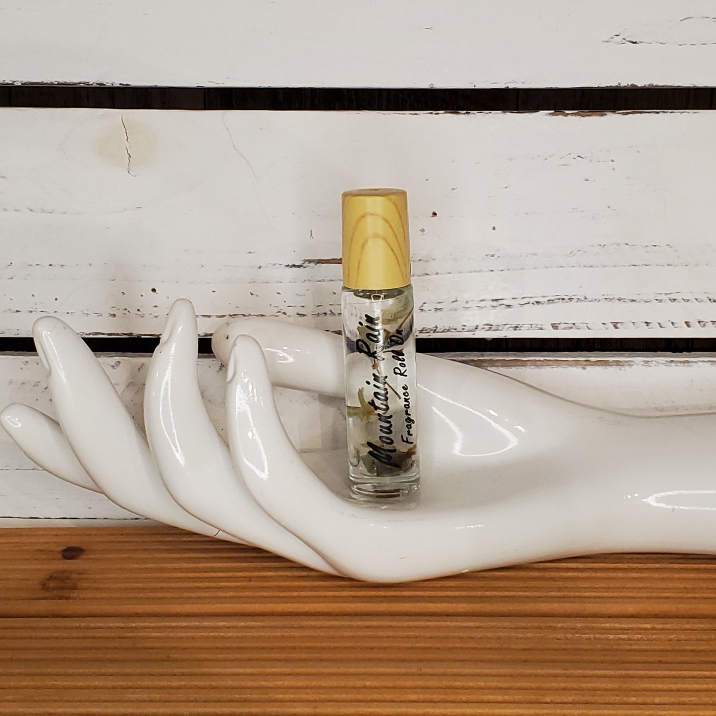 All Natural Mountain Rain Roll-On Fragrance Oil