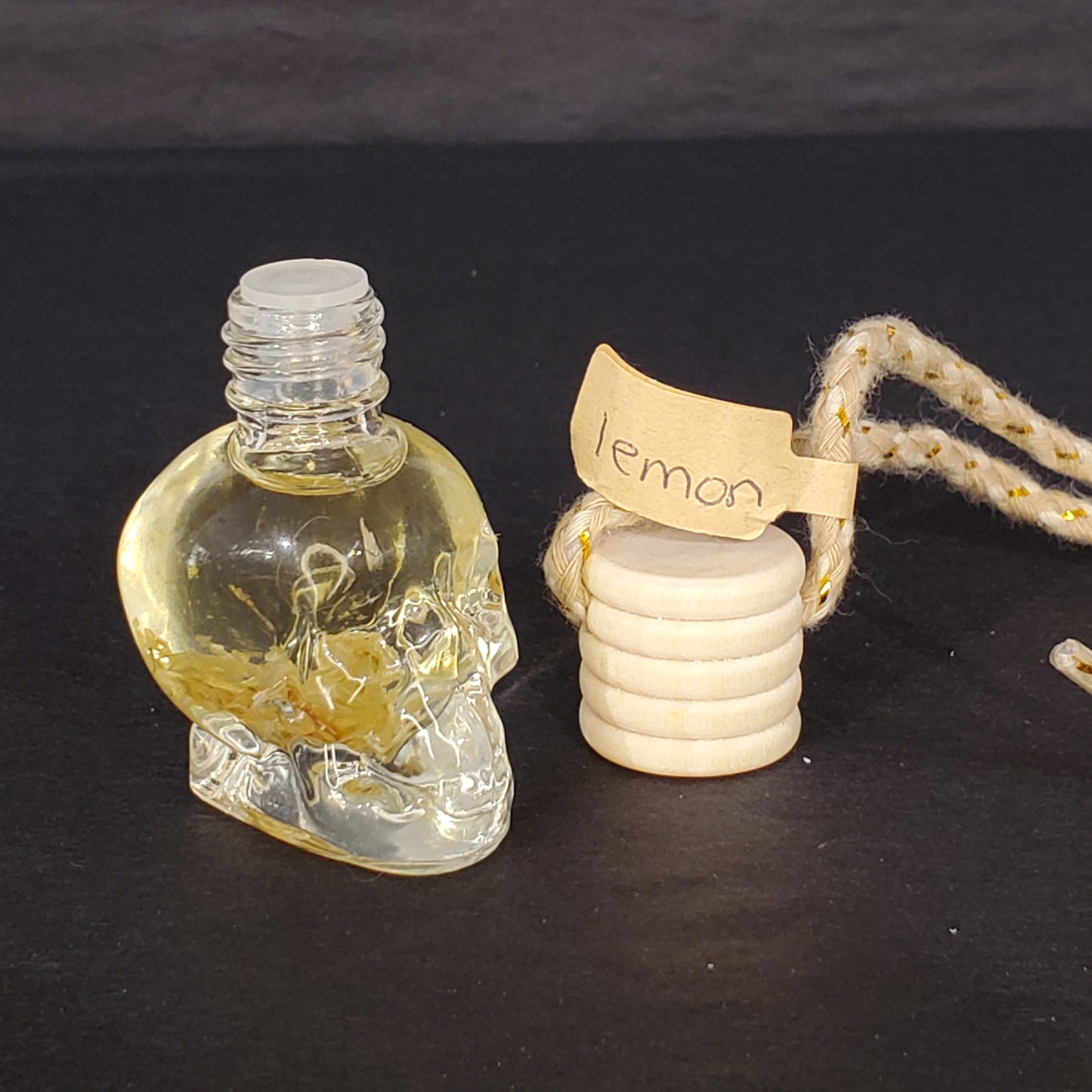 Lemon Crème - Skull Car Diffuser